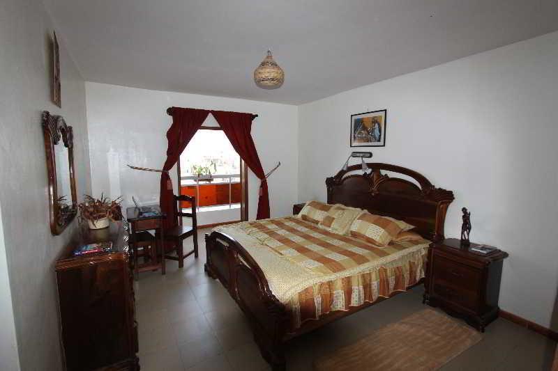 Kakatar Family Residence , Yoff Dakar Buitenkant foto