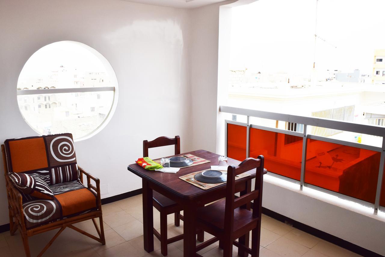 Kakatar Family Residence , Yoff Dakar Buitenkant foto